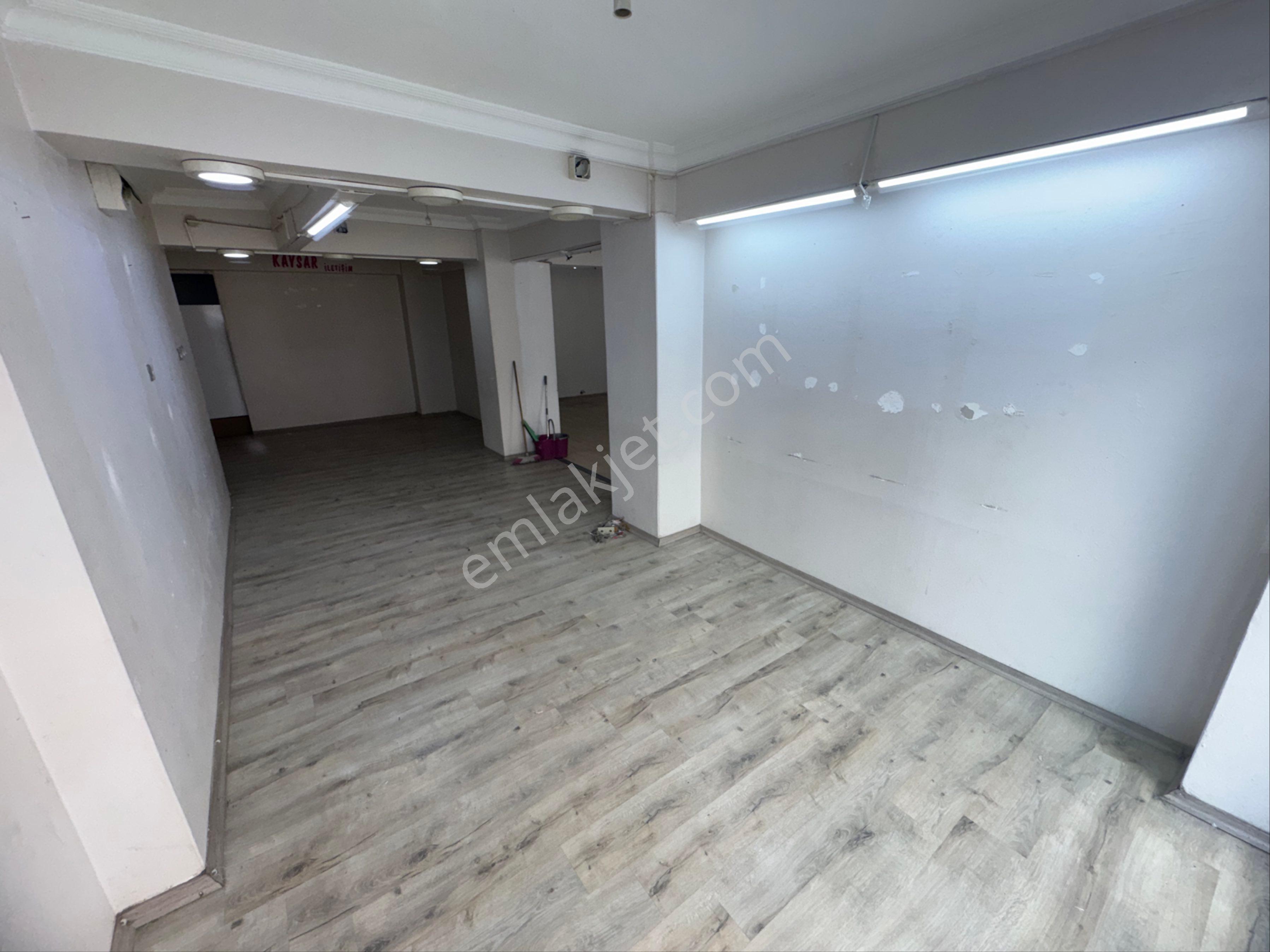 Zafer Yapıdan Kiralık Düzgiriş Dükkan 150m2 Caddeye 2.bina Cebeci Mahde - Görsel 12