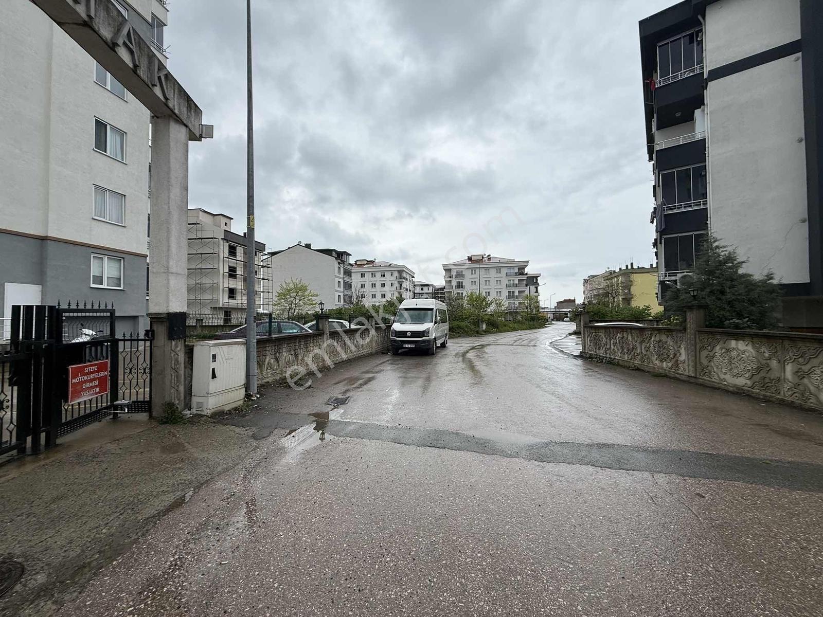 Cumhuriyet Mahallesi Manzaralı Kiralık Site Dairesi - Görsel 4
