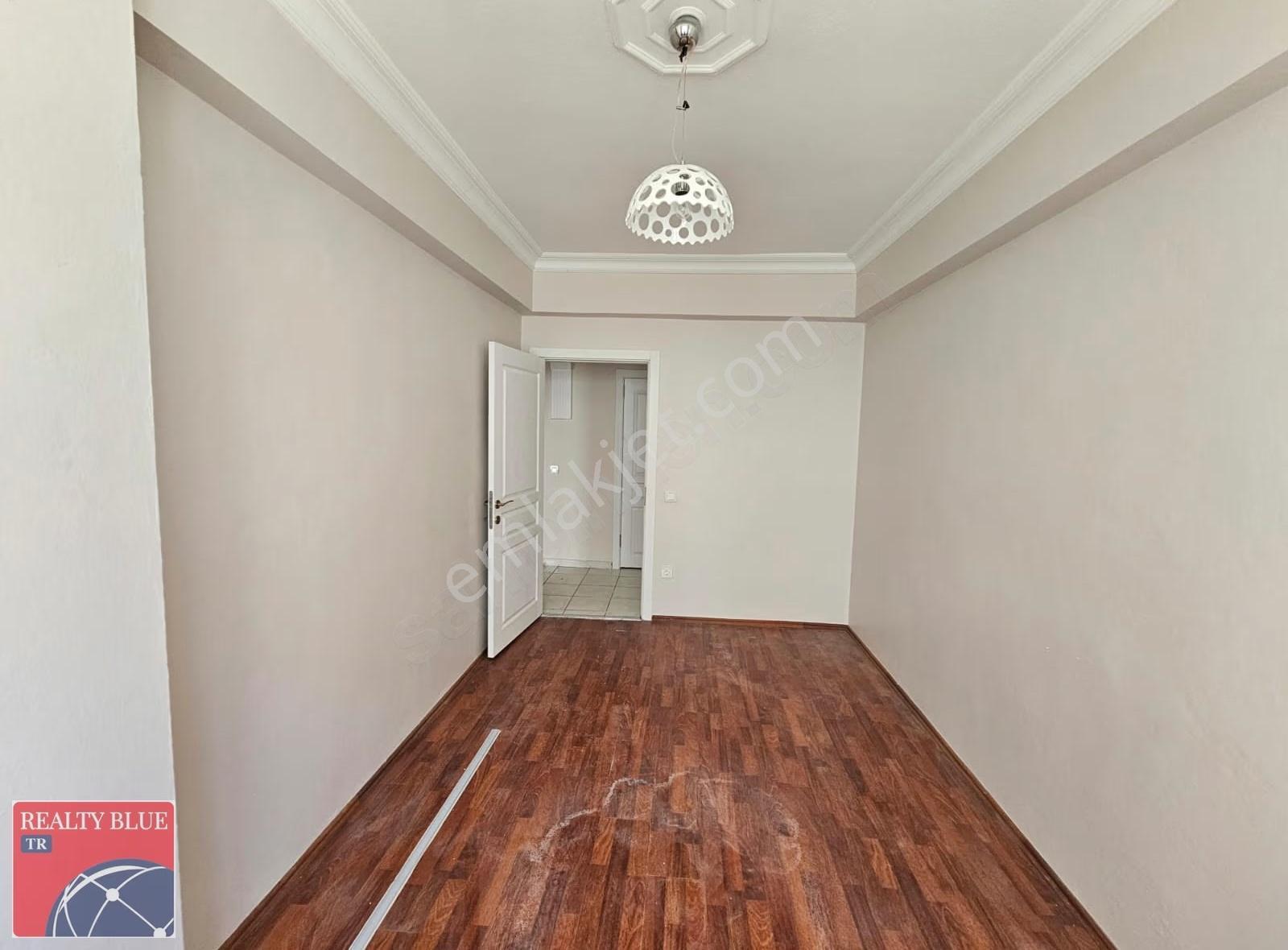 Tatlısu Da İçi Tamamen Yenilenmiş Kiralık 3+1 Daire - Görsel 3