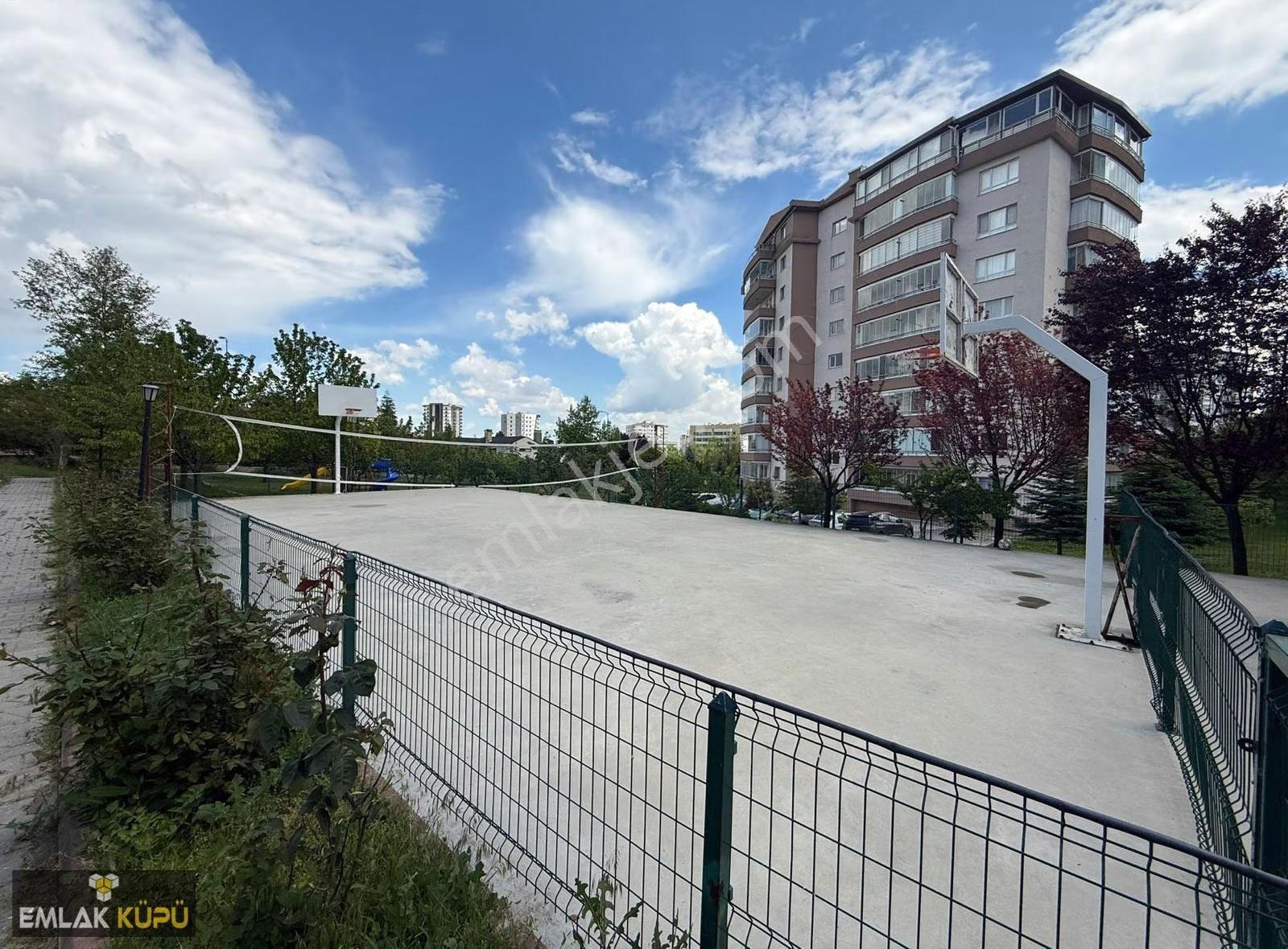 Bağlıca Mah.geniş Metrekare Ve Geniş Peyzajlı Arakat 3+1 Satılık - Görsel 19