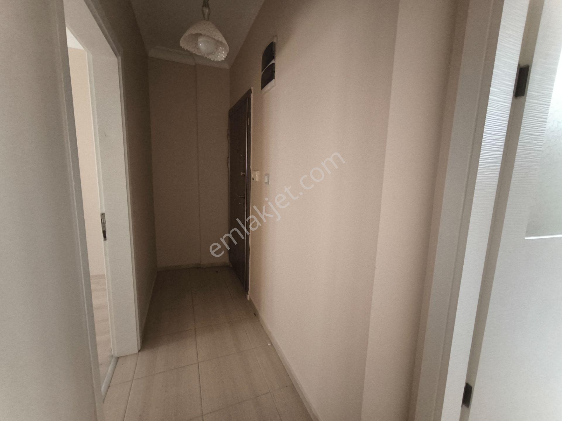 Karabağlar Gülyaka 3+1 Doğalgazlı Kot 1.kat Kiralık Daire - Görsel 9