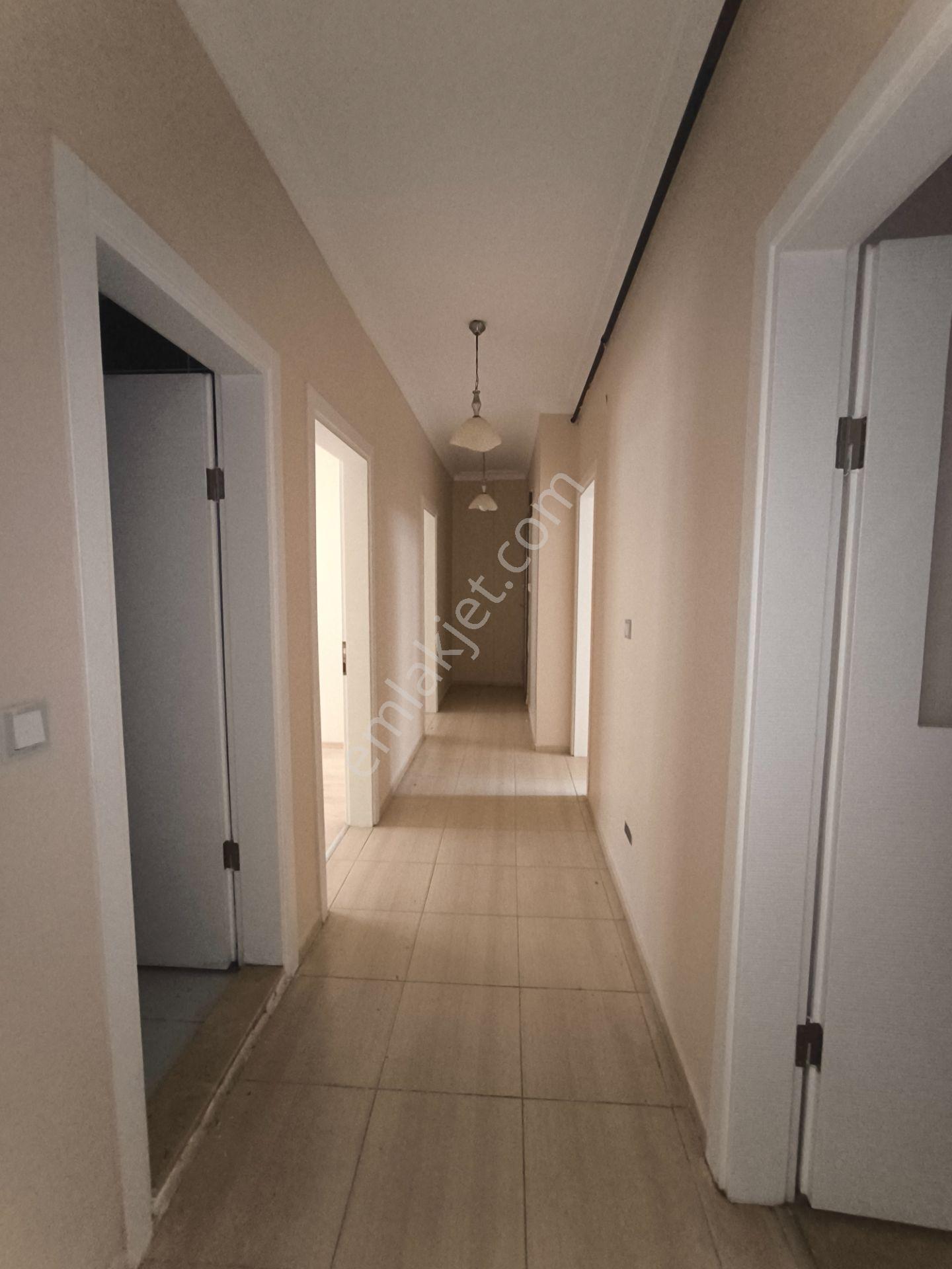 Karabağlar Gülyaka 3+1 Doğalgazlı Kot 1.kat Kiralık Daire - Görsel 16