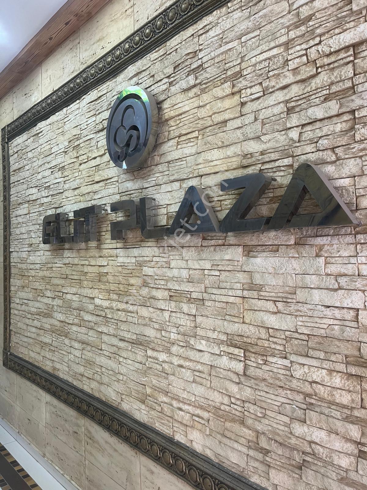 Çalışkan Emlaktan Elit Plazada Satılık 2+1 Ofis - Görsel 2