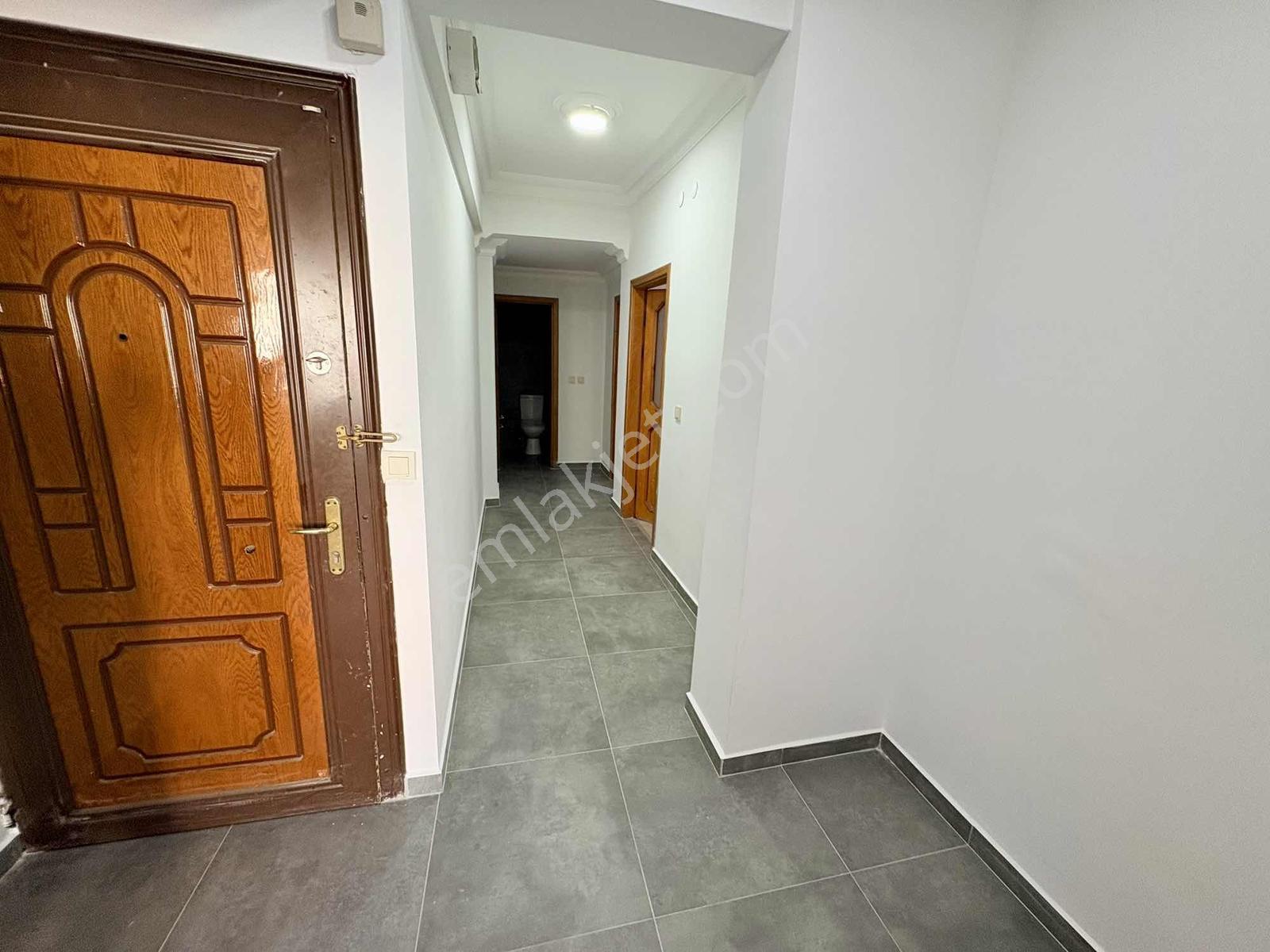F-l Enlaktan Salacak Mah. İçi Yapılı Geniş Daire - Görsel 14