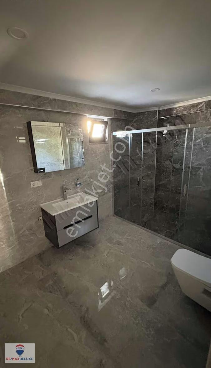 Deniz Manzaralı Müstakil Havuzlu Villa - Görsel 4