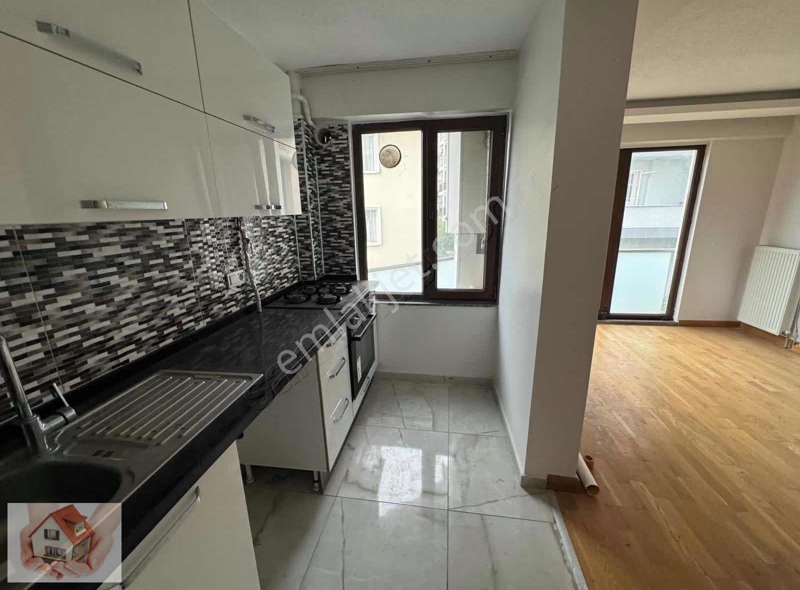 Doğuştan Site Mahallesinde Otoparklı Kiralık Daire 85 M & 2+1 - Görsel 2