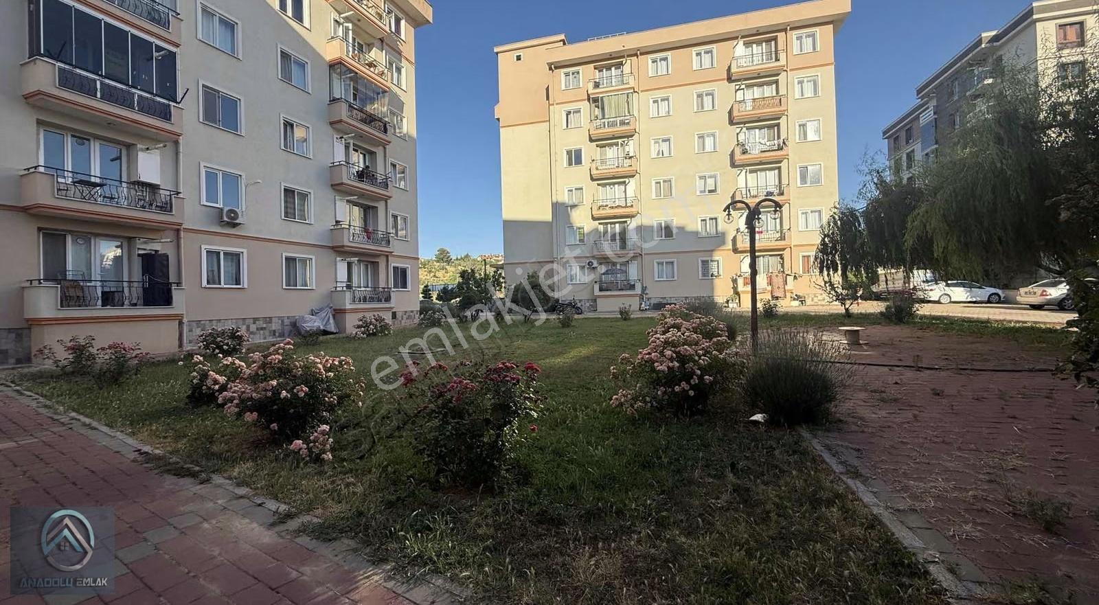 2+1 Çanakkale Barbsros Mavi Evler Sitesinde Geniş Kiralık Daire