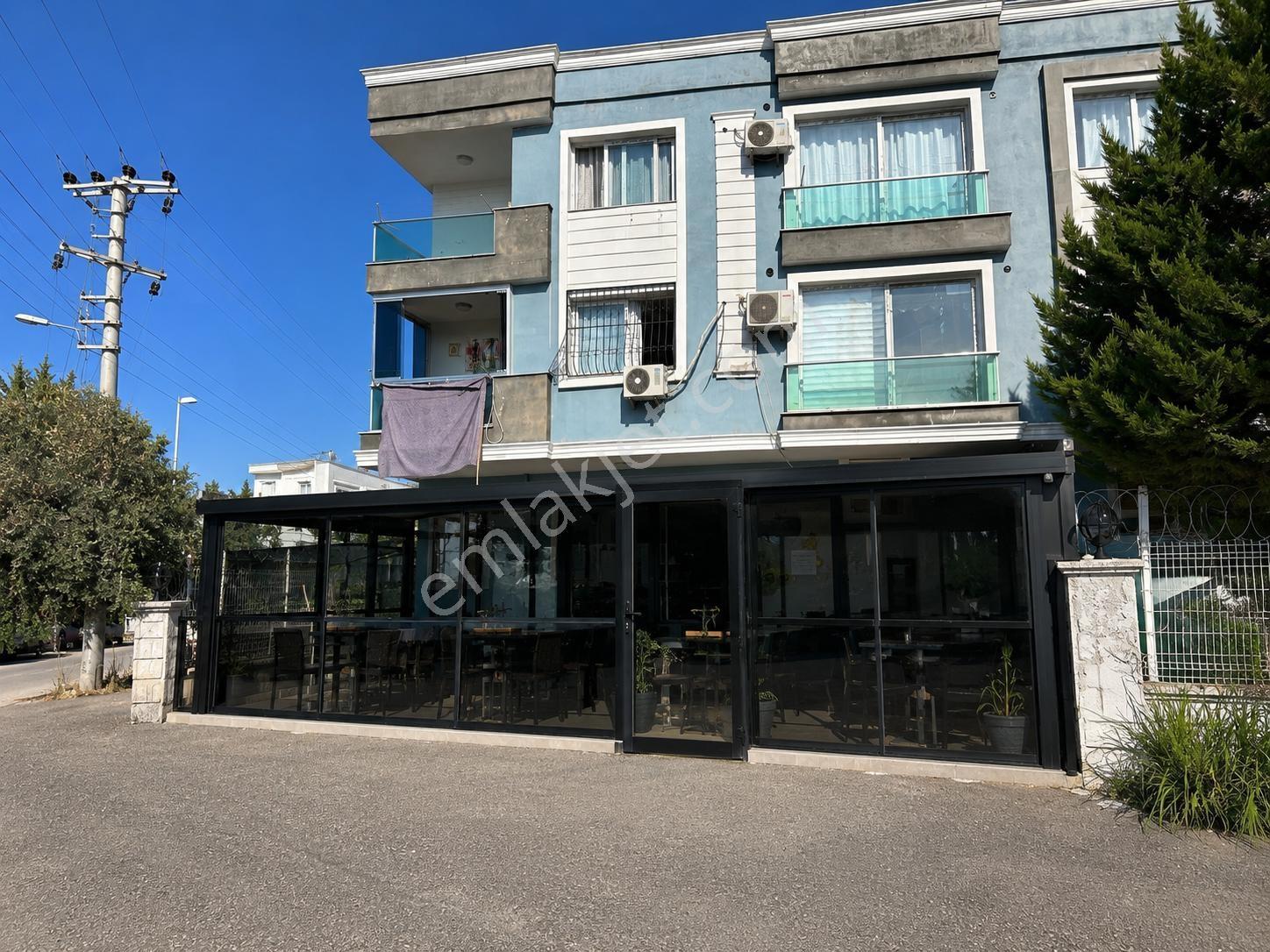 Aktif'ten Çiftlikköy'de Satılık Ön Kullanım Alanlı 90 M2 Dükkan