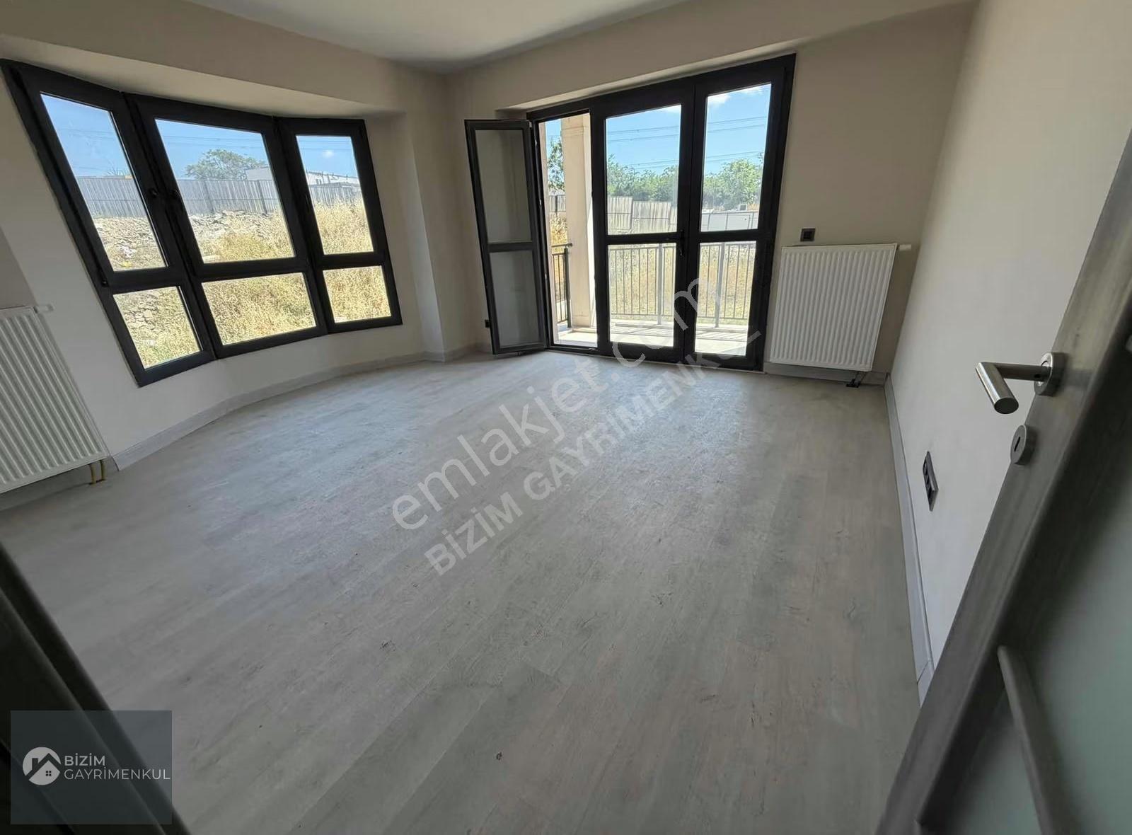 Bizim'den Selçuklu Mimarisi Oturuma Hazır Boş Köşe Daire (96 M2)