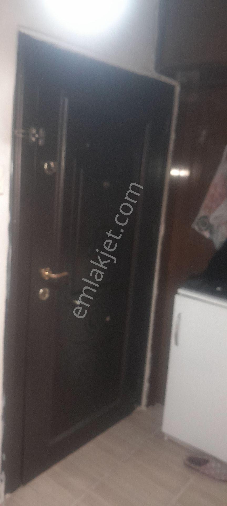 Kombili, Balkonlu, Şehir Merkezinde Satılık Daire - Görsel 5
