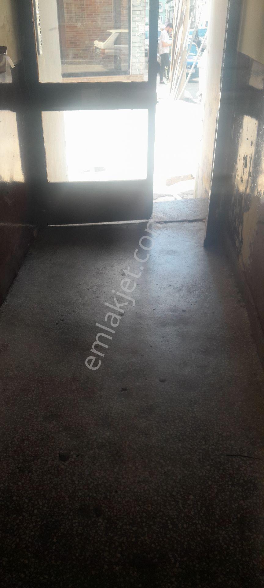 Kombili, Balkonlu, Şehir Merkezinde Satılık Daire - Görsel 27