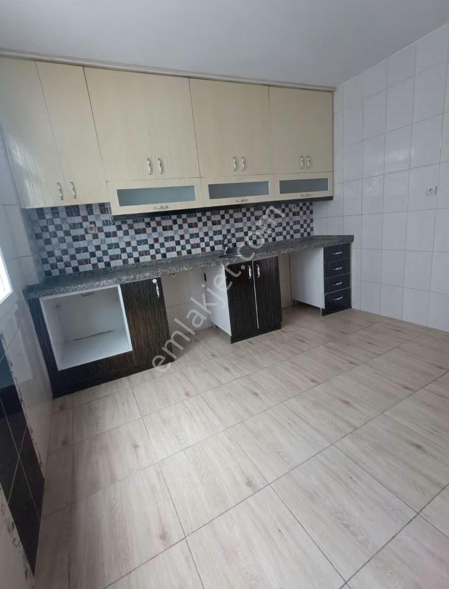 Sd Gayrimenkulden Fevzipaşada Kiralık Geniş Müstakil Ev.