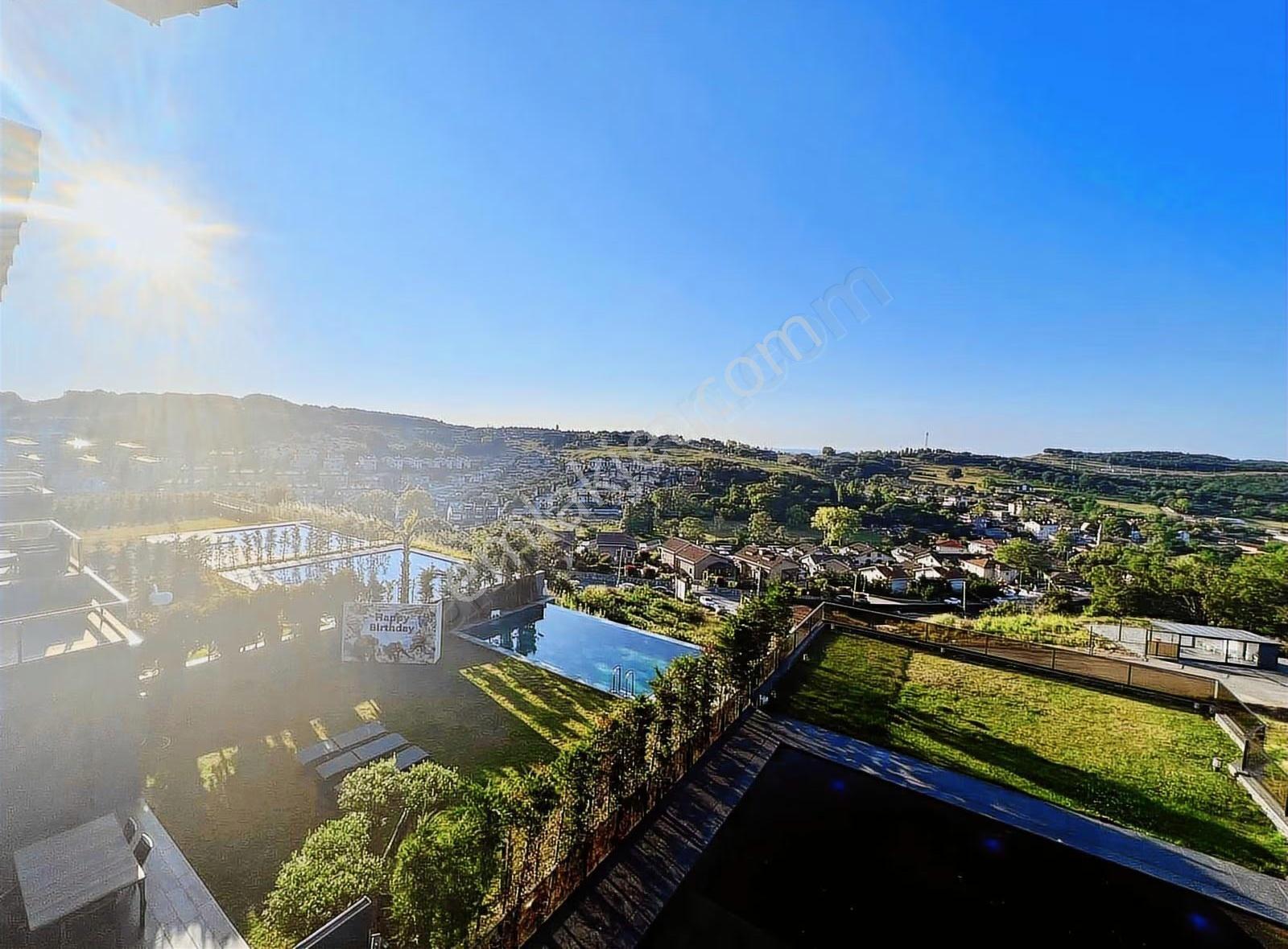 Zekeriyaköyde Modern Yeni Yapım Akıllı Ev Sistemli Satılık Villa - Görsel 27