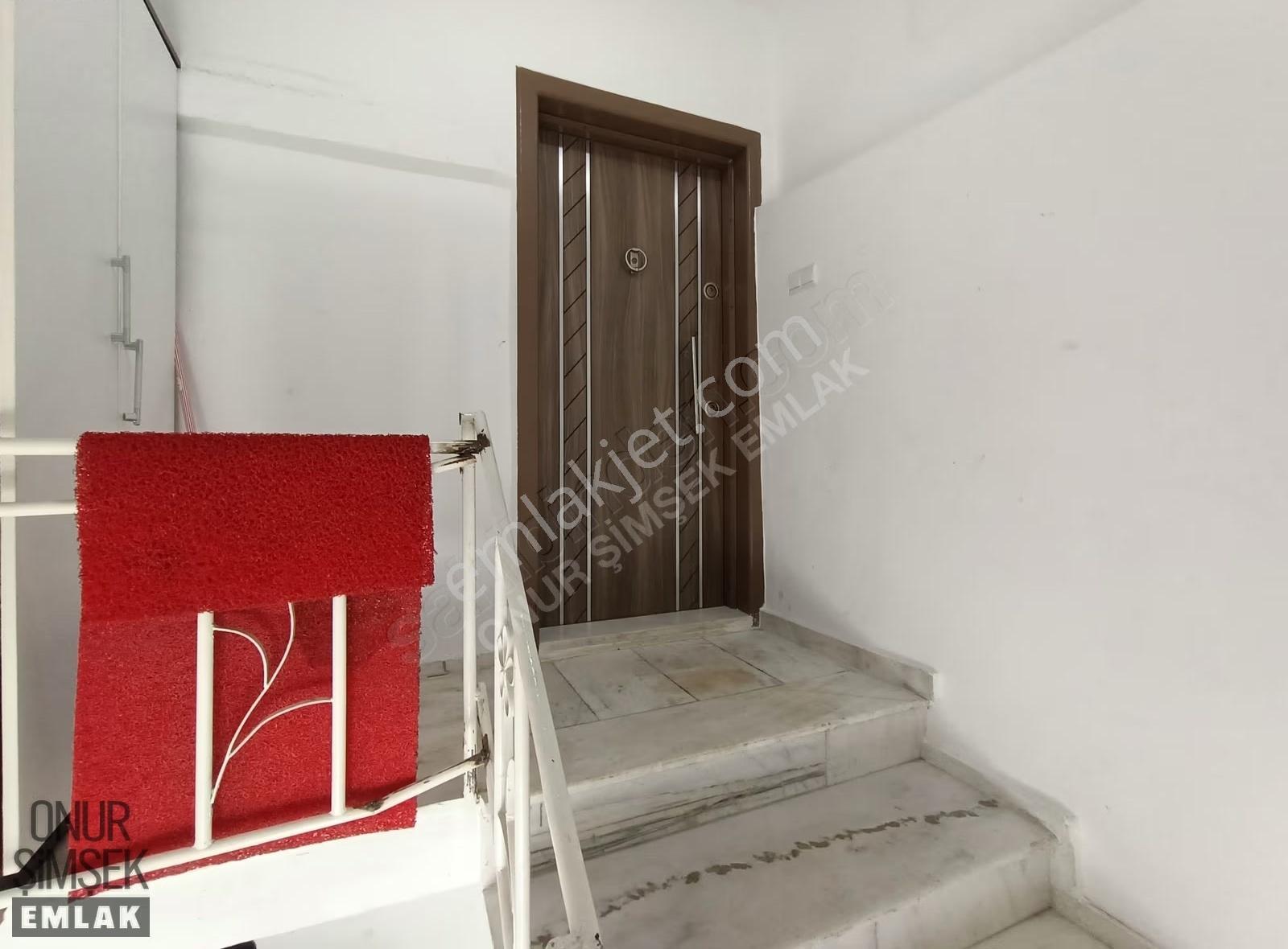 Kızılkeçili'de Eşyalı Geniş Teraslı 2+1 Daire - Görsel 14