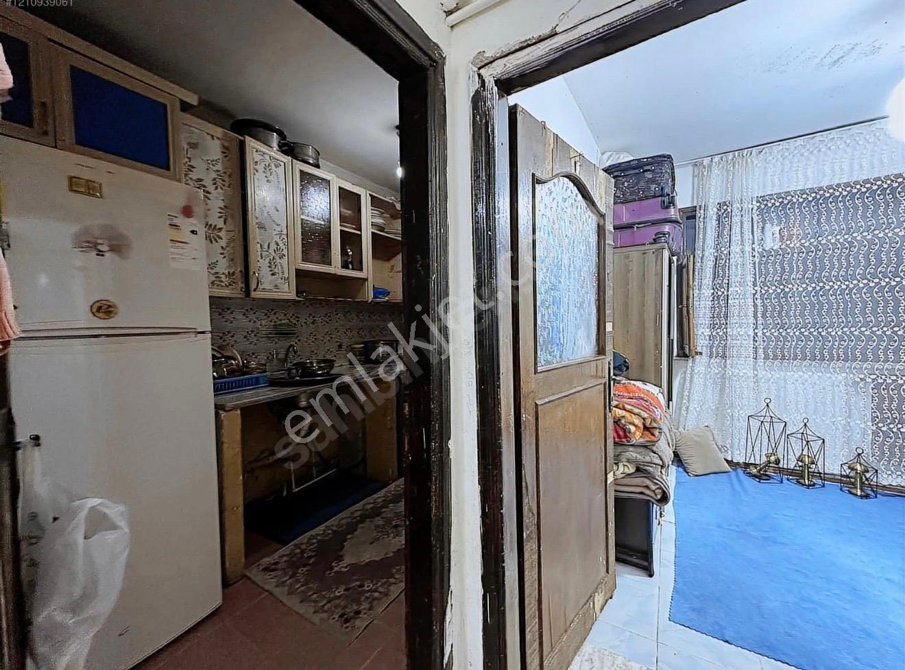 Akay Gayrimenkulden Satılık 1+1 Balkonlu Güney Cephe Daire - Görsel 11