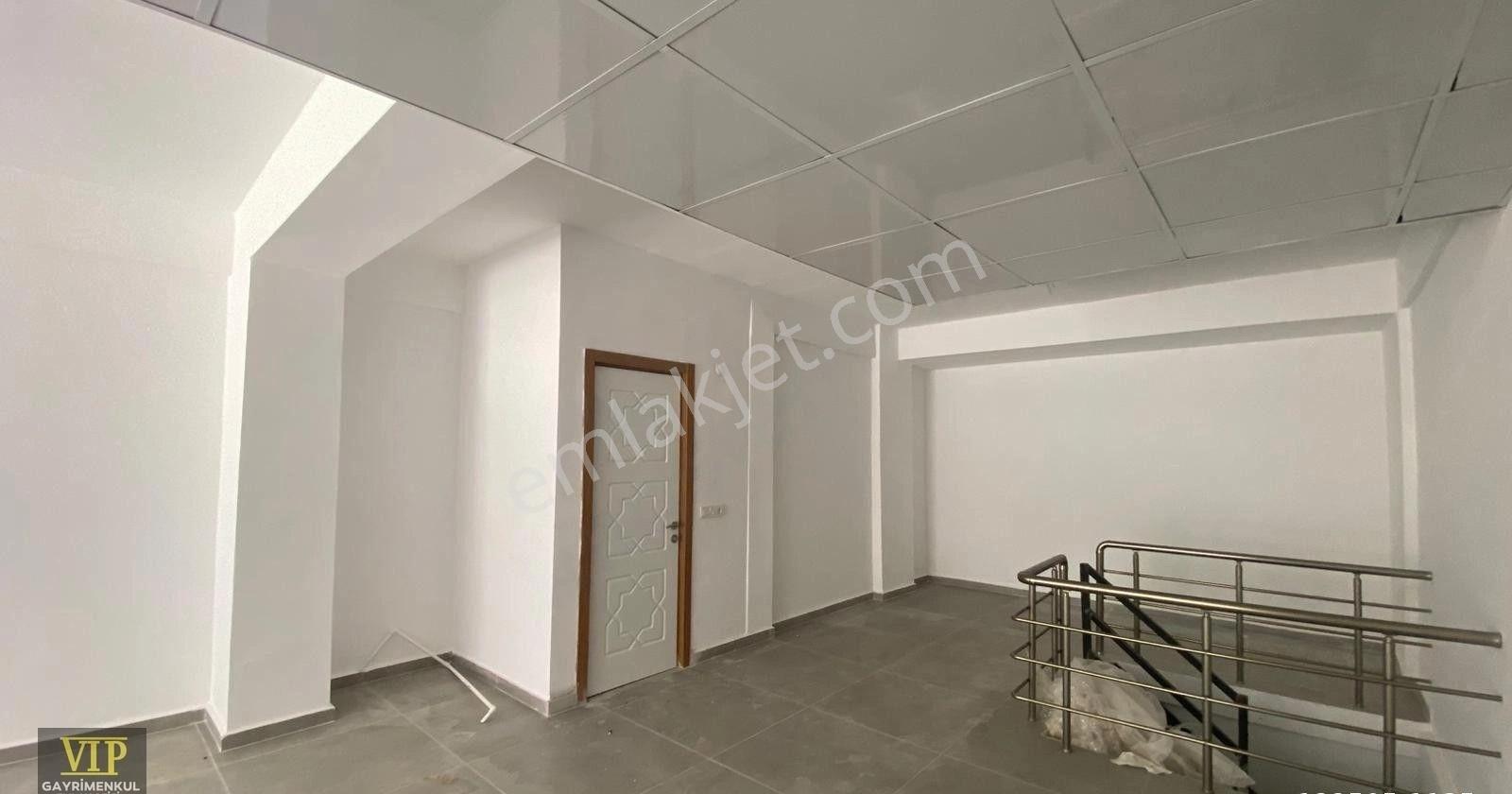 Vip Gayrimenkul'den Yeni Mah. Asma Katlı Kiralık 110m²dükkan - Görsel 2