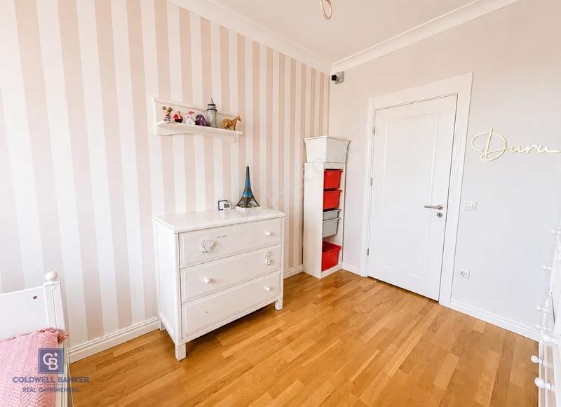 Grena Suadiye Sitesi 'nde Deniz Manzaralı 3+1 Satılık Daire - Görsel 2