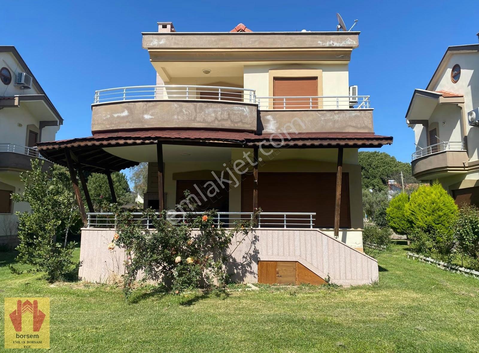 Borsem'den Salihleraltı'nda Denize 150 M Kiralık 4+1 Lüks Villa - Görsel 12