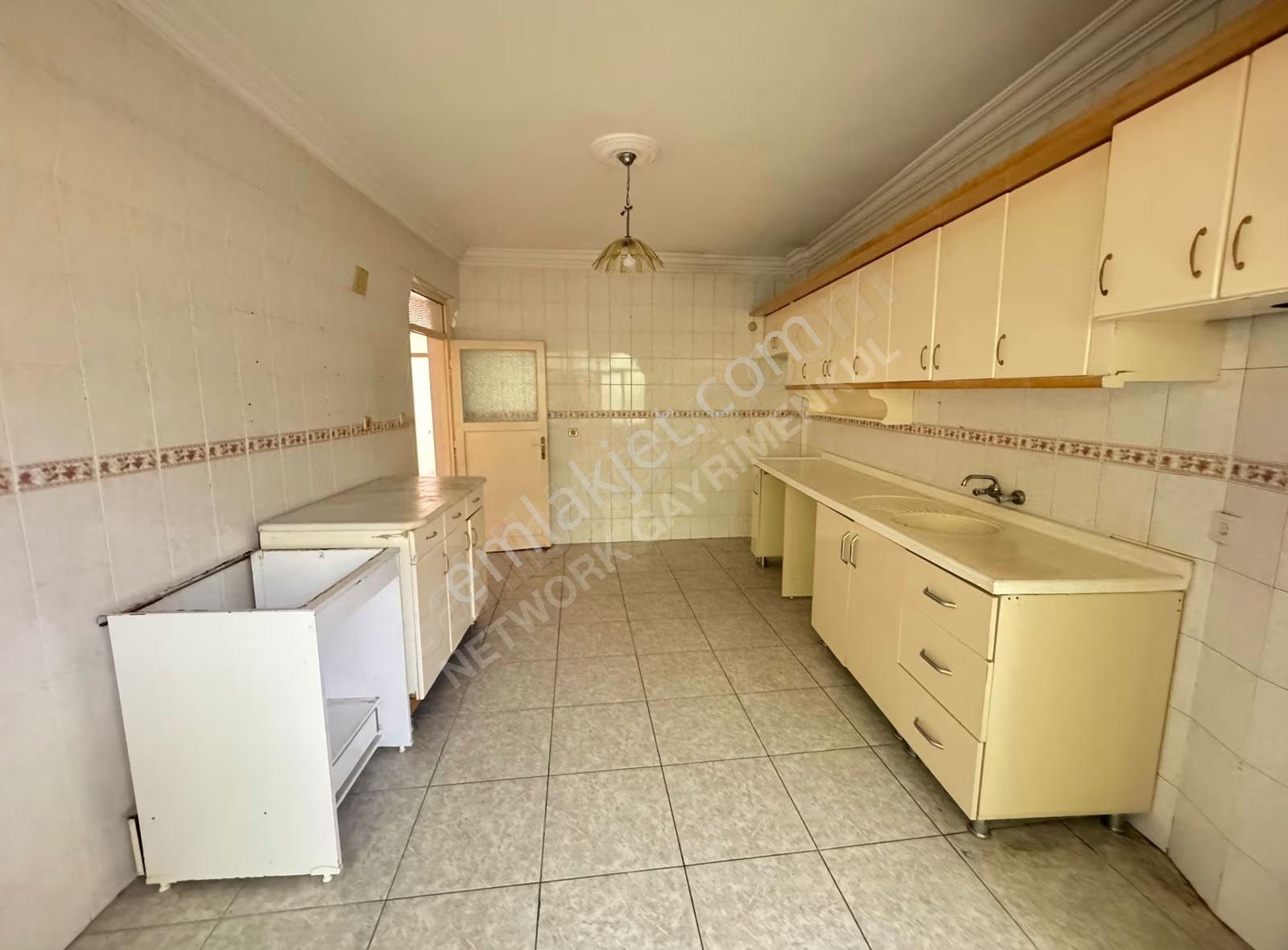 Piri Reis Mah.'de Geniş Ve Bahçeli 3+1 Kiralık Daire - Görsel 14