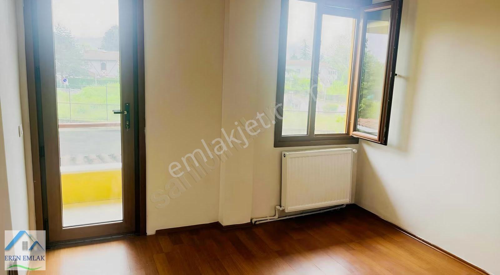 Sapanca Sahilde Havuzlu Sitede Kiralık 4+1 Villa - Görsel 18
