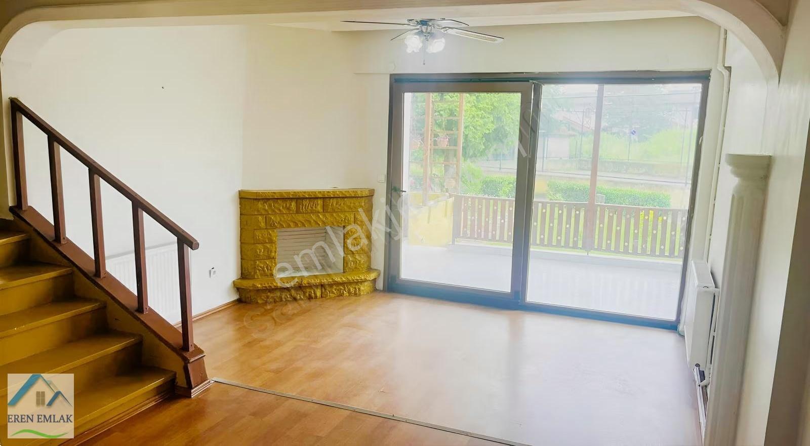 Sapanca Sahilde Havuzlu Sitede Kiralık 4+1 Villa - Görsel 24