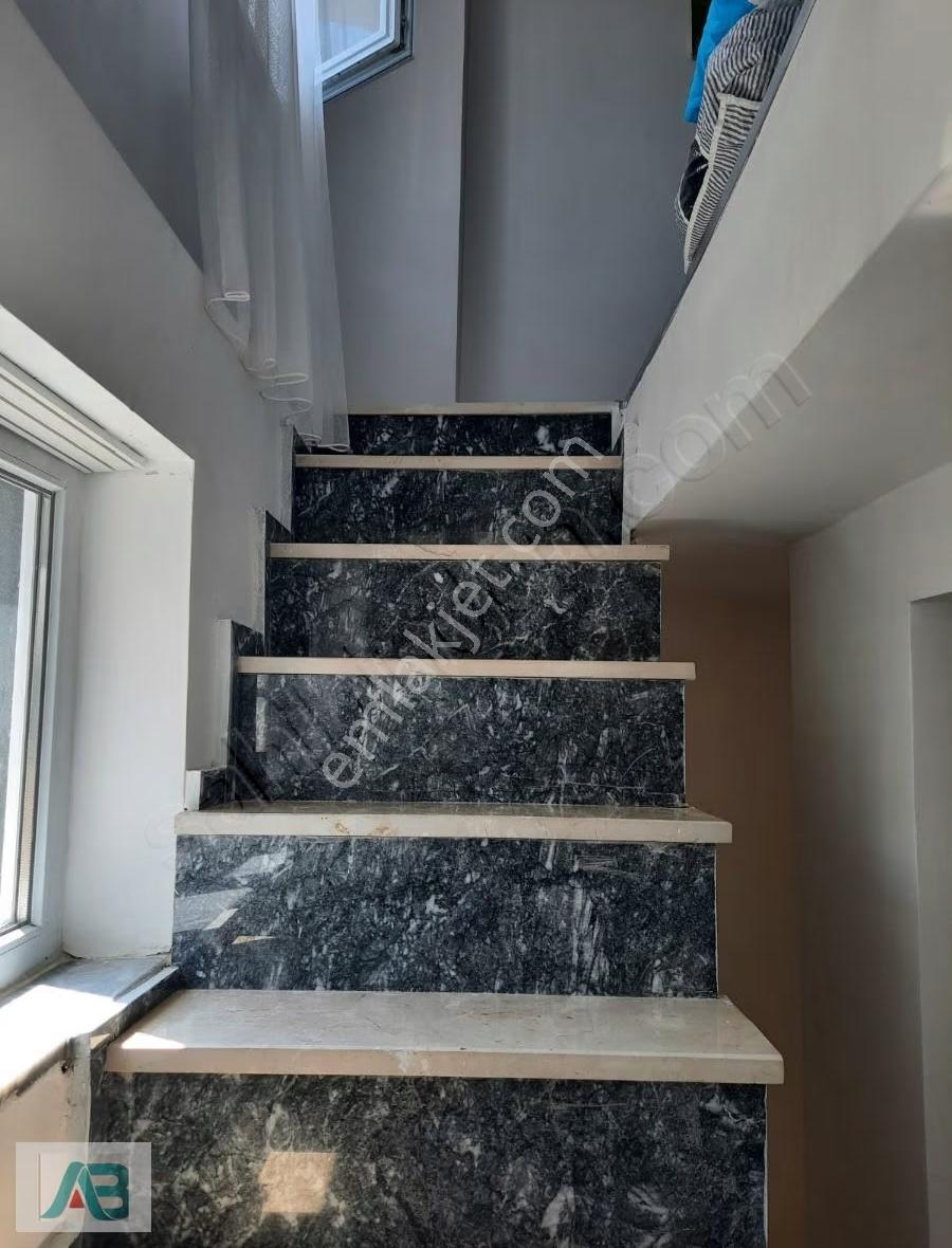 Çekmeköy Alemdağ'da Eşyalı 2+1 Ters Dubleks Kiralık Daire - Görsel 24
