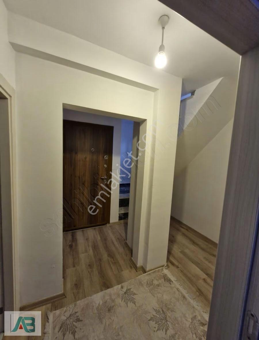 Çekmeköy Alemdağ'da Eşyalı 2+1 Ters Dubleks Kiralık Daire - Görsel 27