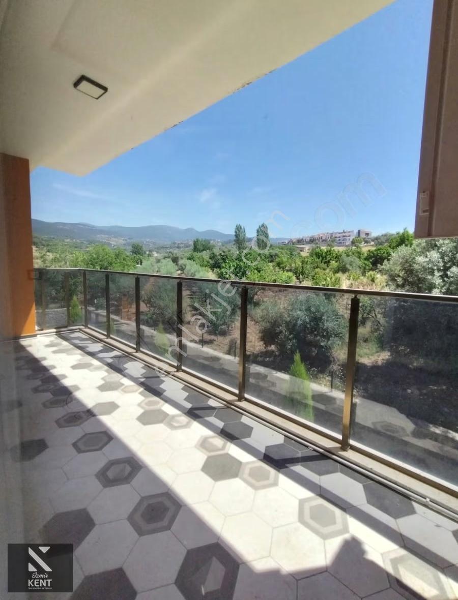 Kemalpaşa Ulucak Satılık 3+1 Daire 130 M2 Kapalı Mutfak Asansör - Görsel 6