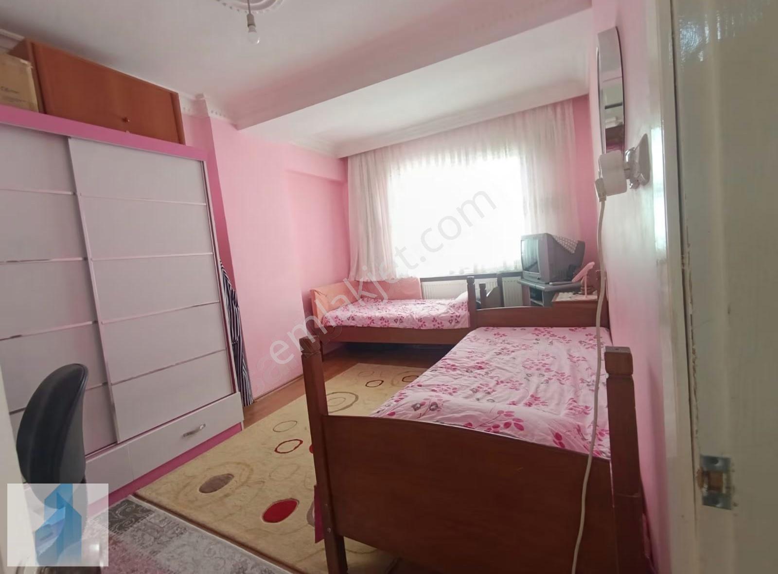Güngören Gençosman Mah Satılık 6+2 240m² Dubleks 2007 Yapımı - Görsel 9