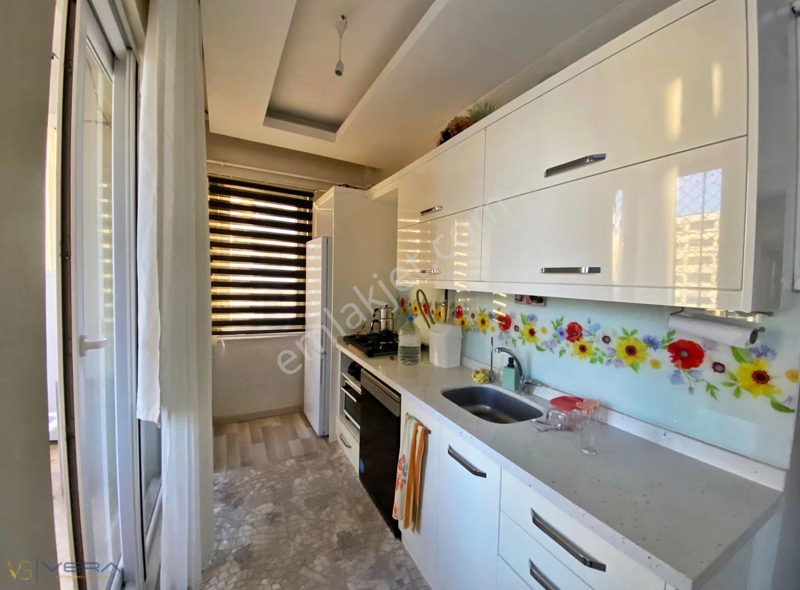 Akkent'te Satılık 2+1 Yüksek Kira Getirili Full Eşyalı Daire - Görsel 20