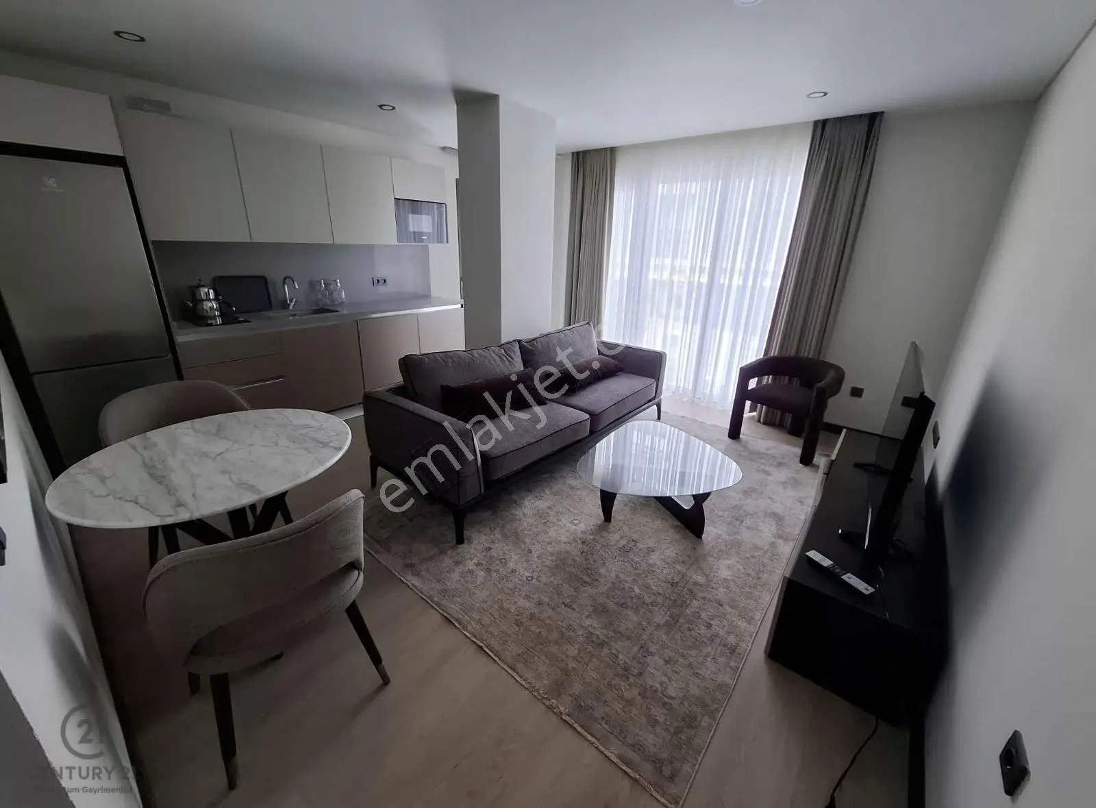 Century21 Momentum'dan; Mecidiyeköy De Emsalsiz Lüks Daire.