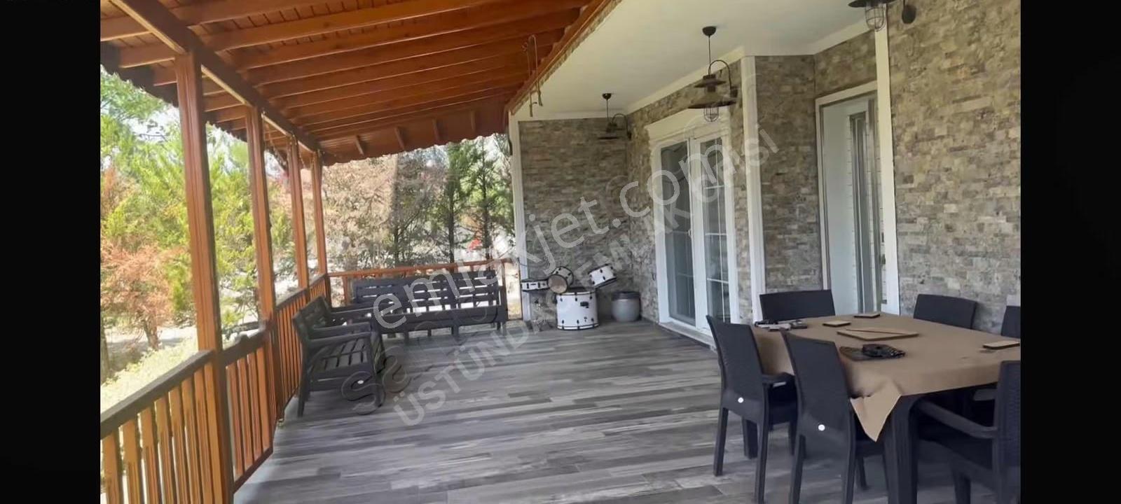 Lüks Bahçeli Depolu Villa - Görsel 7
