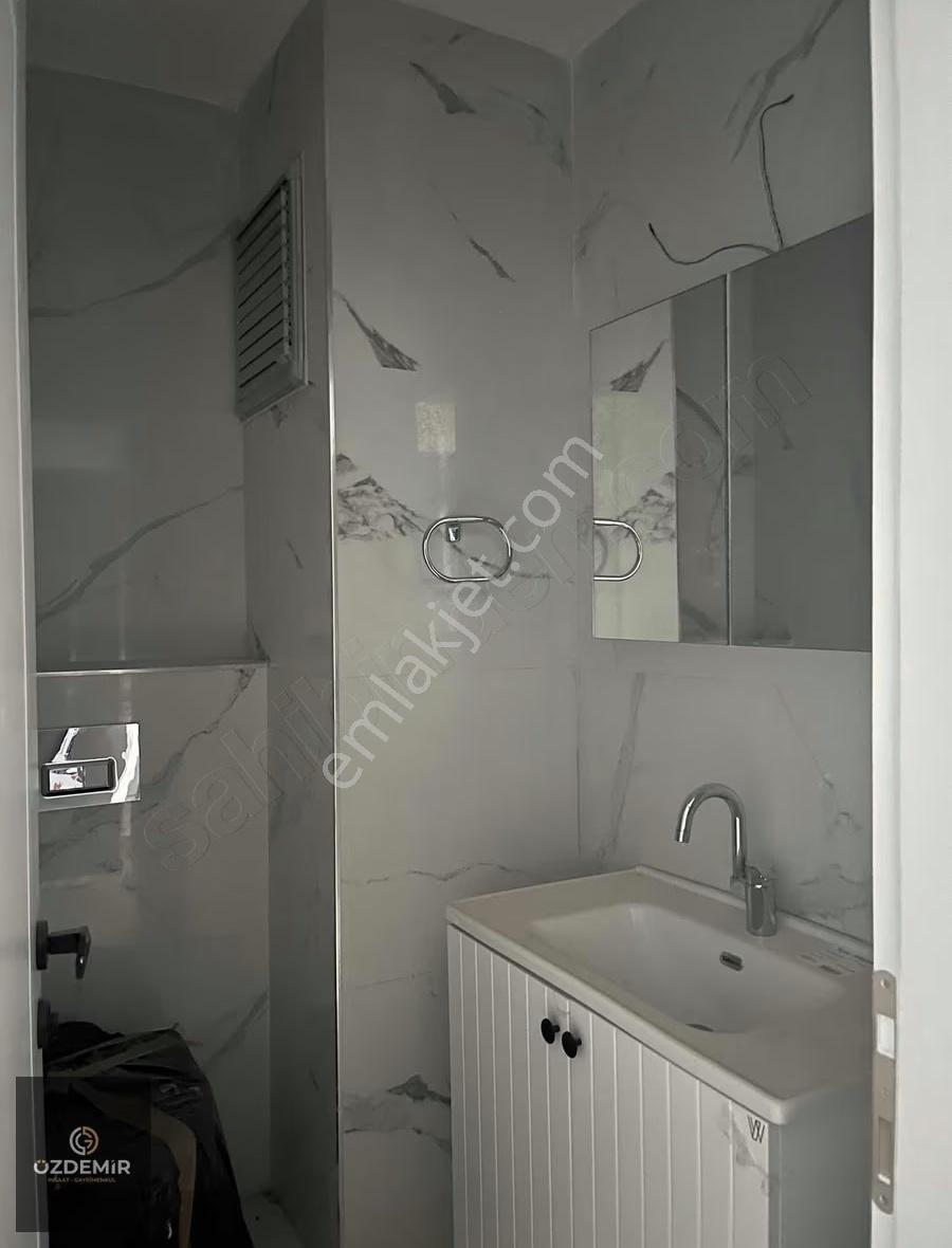 Cumhuriyet Mah Deniz Tarafı Kiralık Sıfır Geniş 2+1 100 M2 Daire - Görsel 18