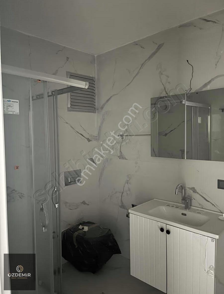 Cumhuriyet Mah Deniz Tarafı Kiralık Sıfır Geniş 2+1 100 M2 Daire - Görsel 9
