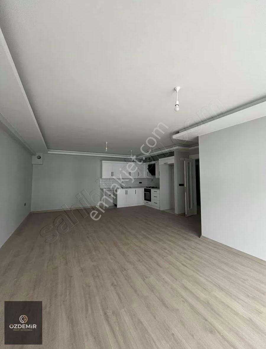Cumhuriyet Mah Deniz Tarafı Kiralık Sıfır Geniş 2+1 100 M2 Daire - Görsel 8
