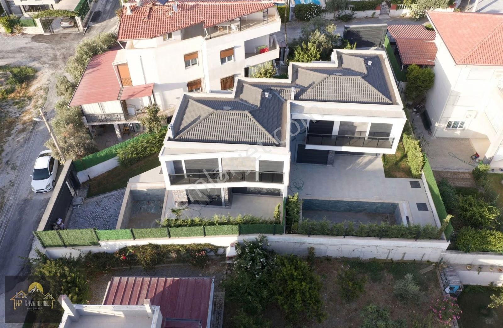 Kuşadası Soğucak Satılık Müstakil Arsa İçinde Özel Havuzlu Villa - Görsel 2