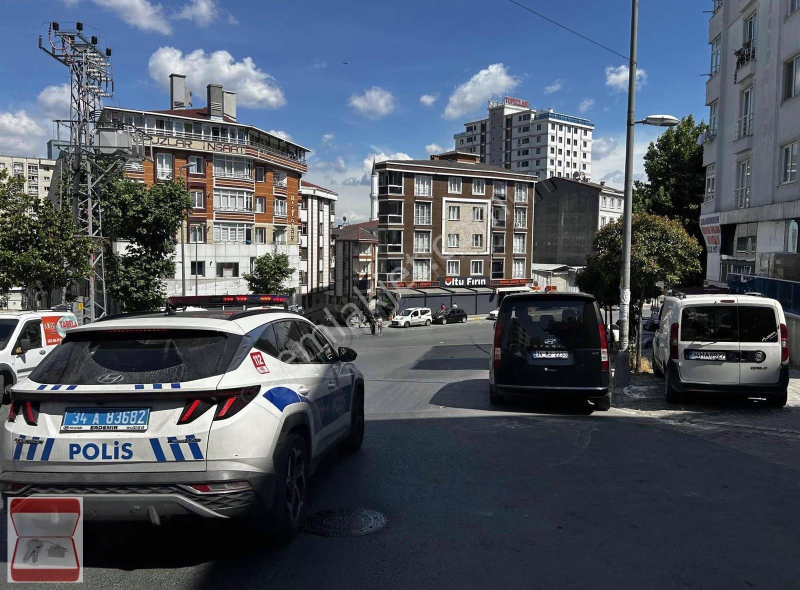Ufuk Caddesi Üzerinde Cadde Cephe 3+2 Dubleks Satılık Daire - Görsel 2