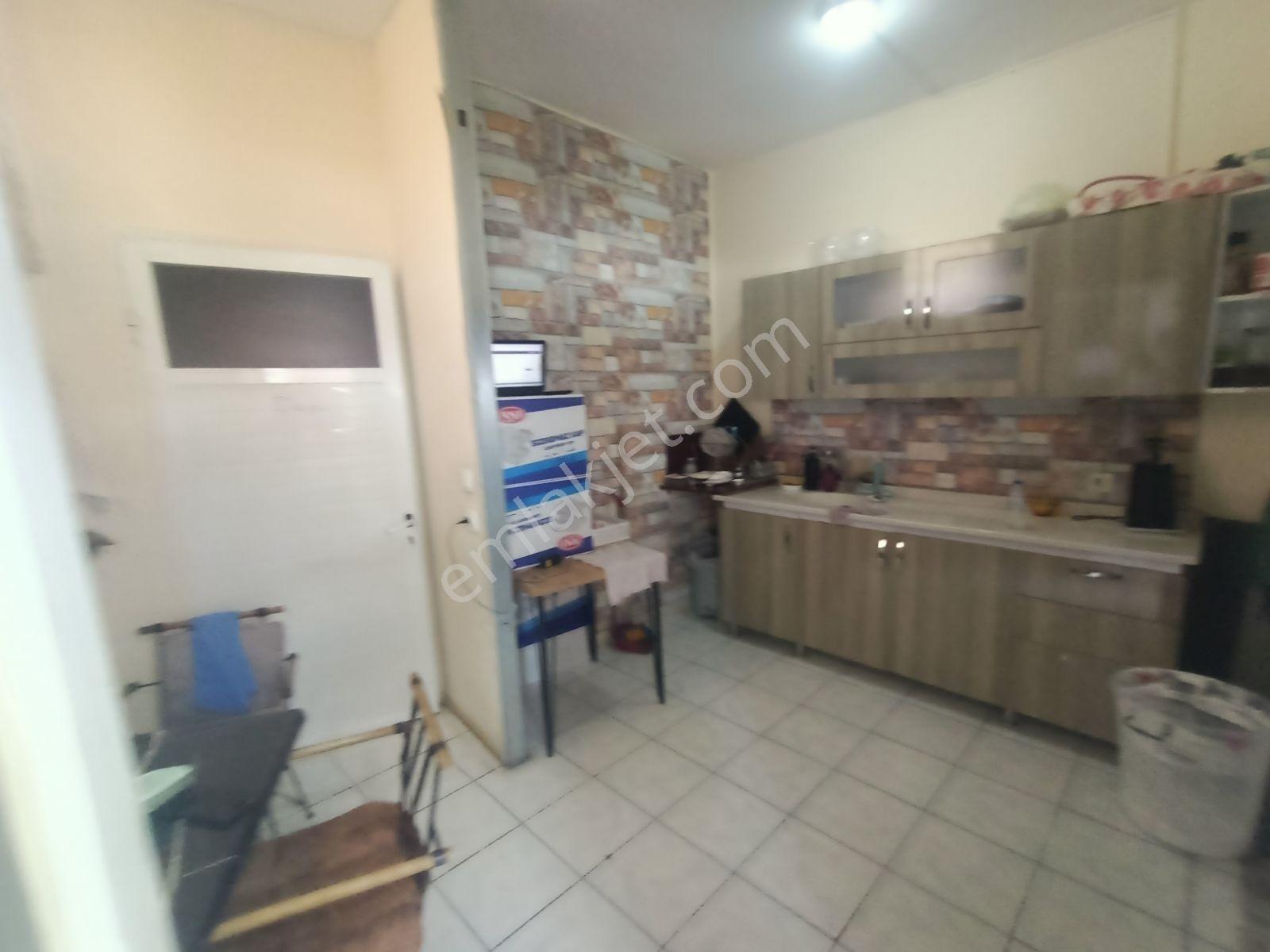 Mersin Üniversitesi Caddesi'nde Satılık Köşe Başında Dükkan - Görsel 18