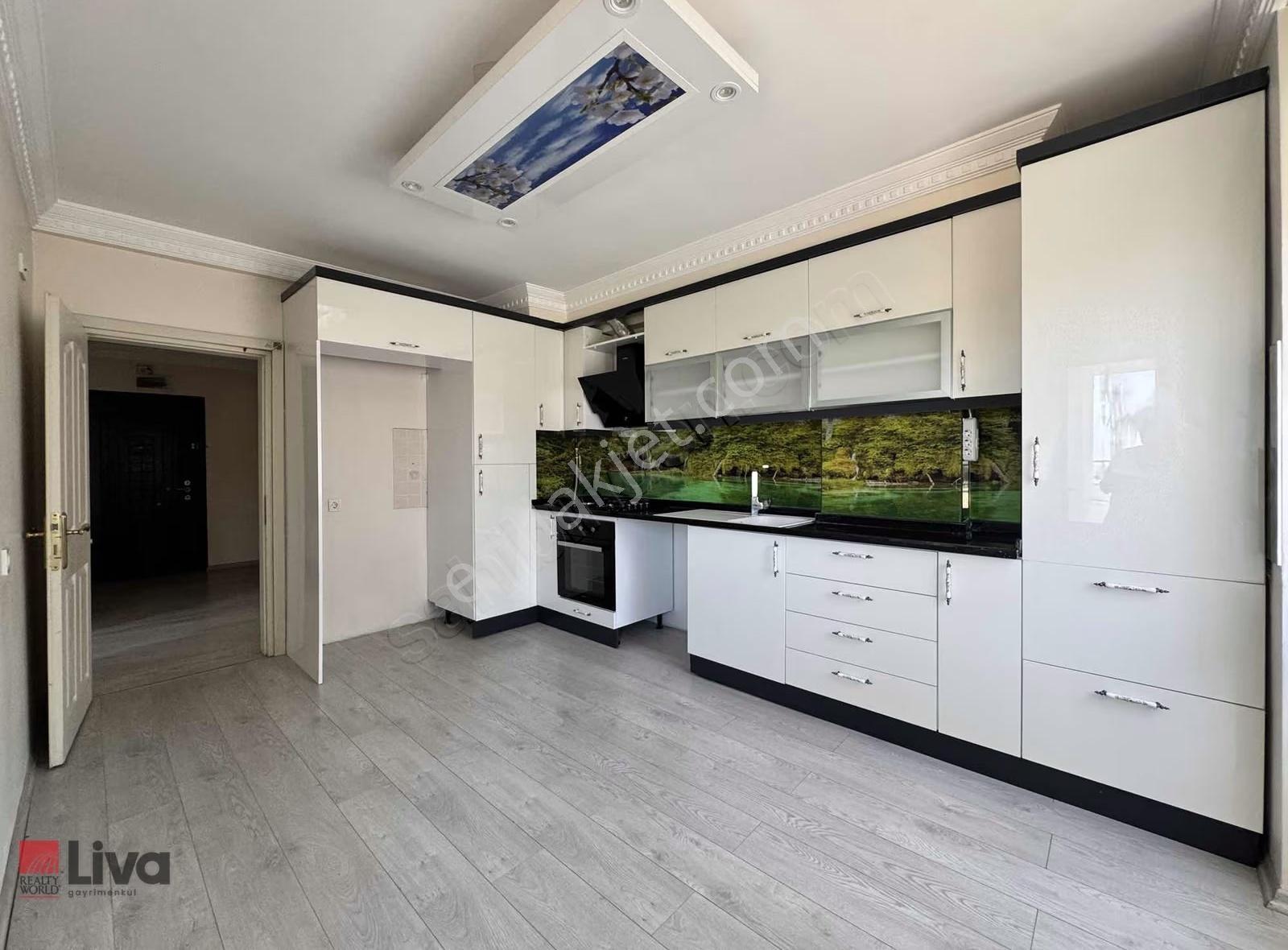 Livadan Bahçelievler De Önü Açık 170 M2 Ebeveyn Banyolu 3+1 - Görsel 25