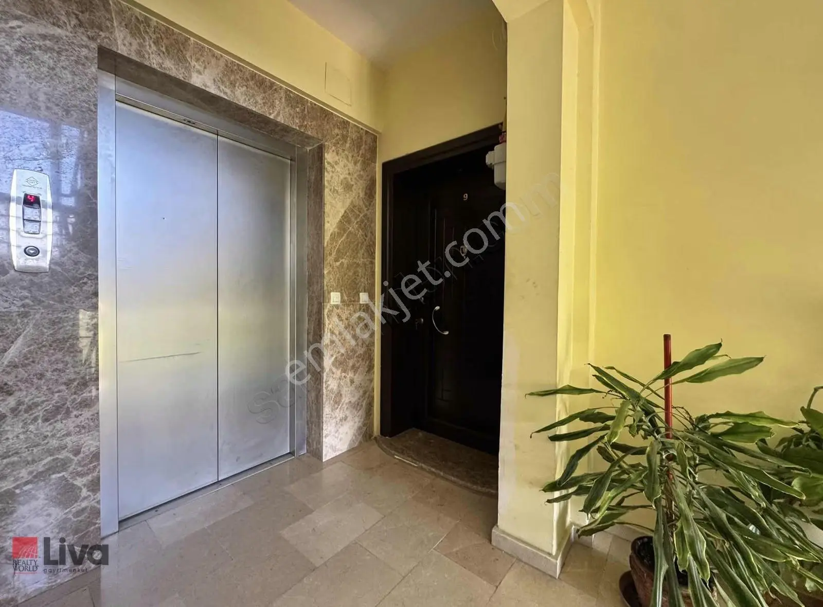 Livadan Bahçelievler De Önü Açık 170 M2 Ebeveyn Banyolu 3+1 - Görsel 8