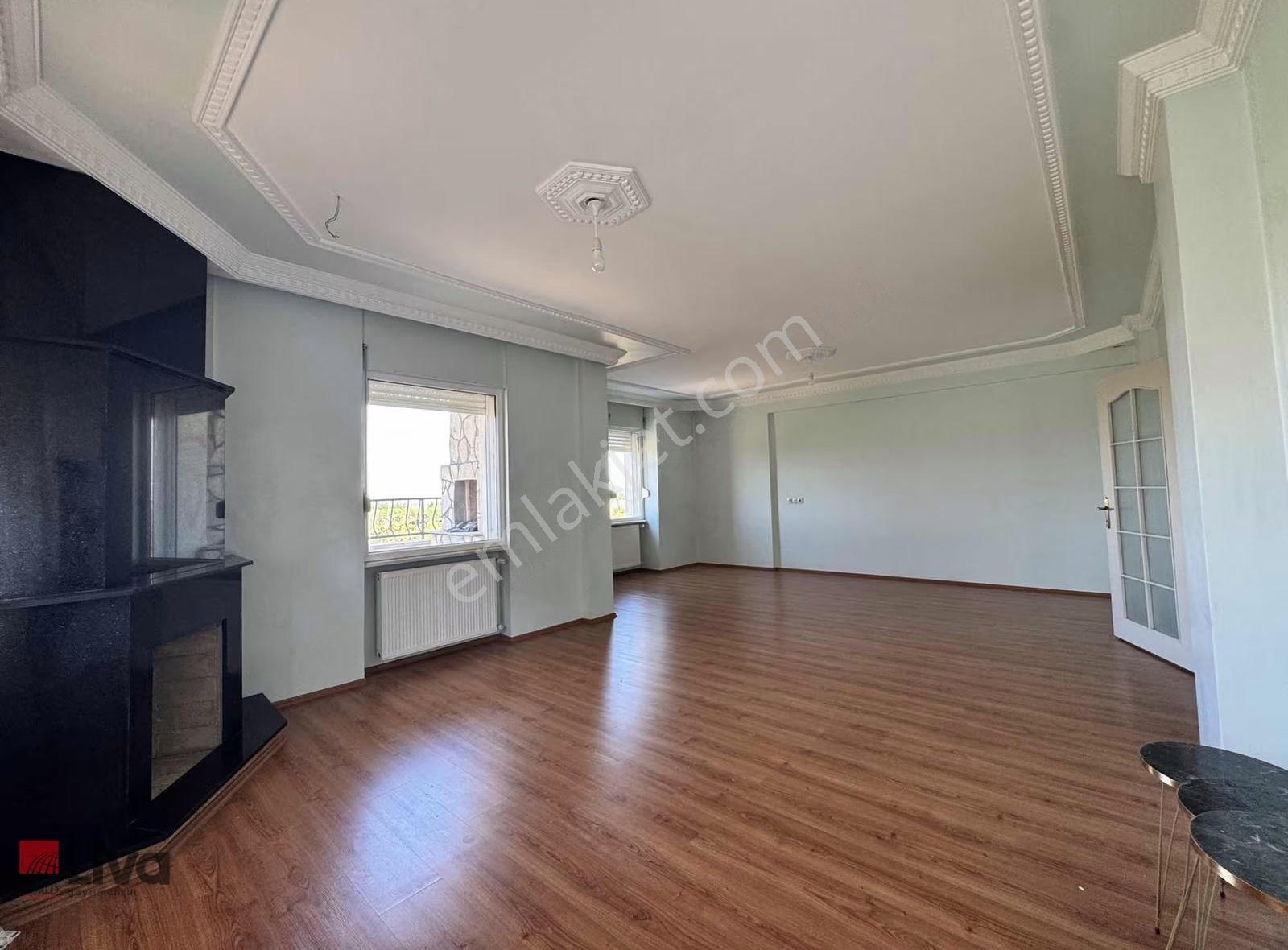 Livadan Bahçelievler De Önü Açık 170 M2 Ebeveyn Banyolu 3+1 - Görsel 14