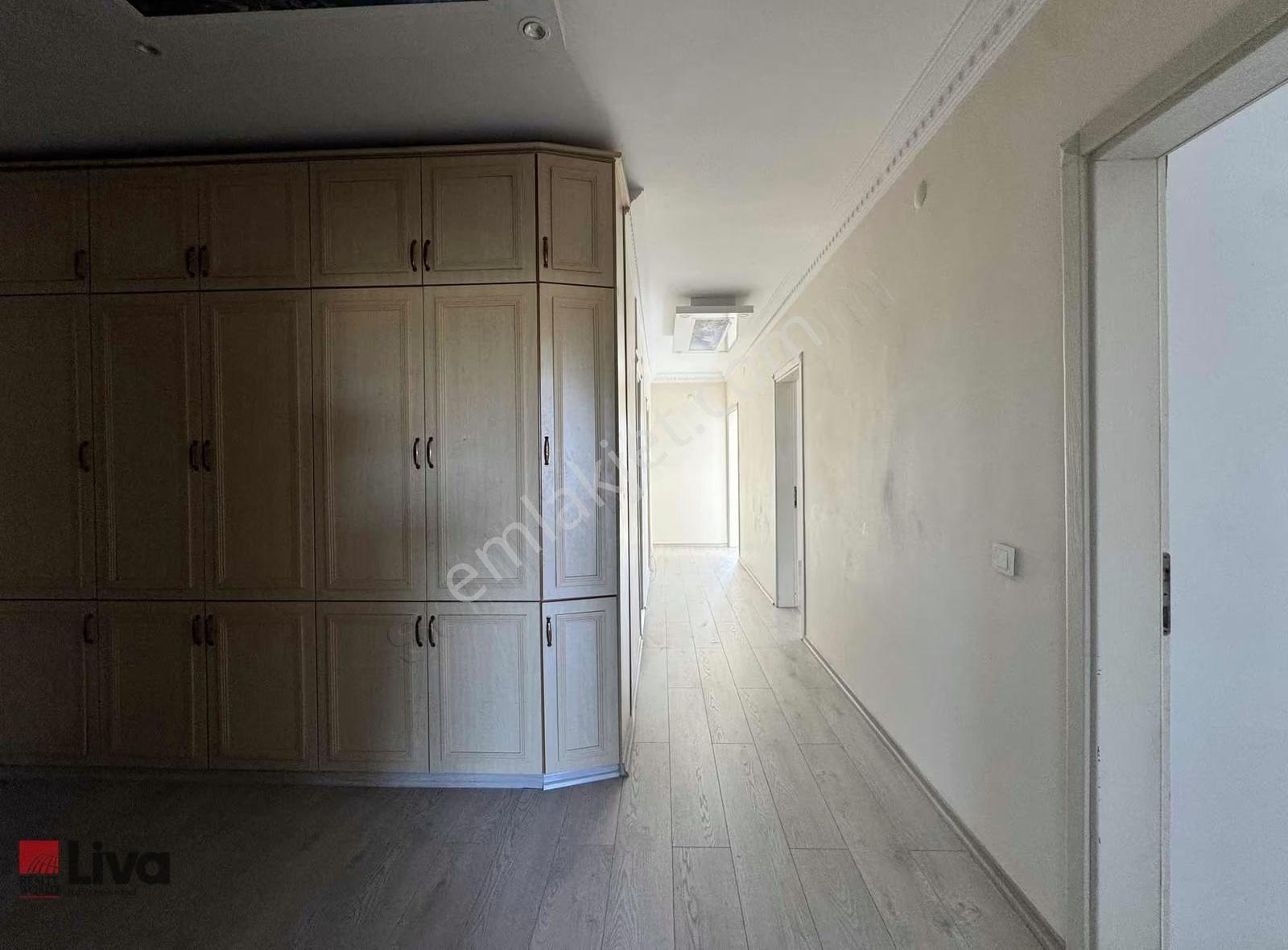 Livadan Bahçelievler De Önü Açık 170 M2 Ebeveyn Banyolu 3+1 - Görsel 23