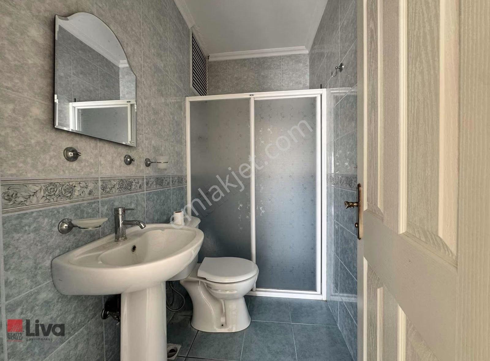 Livadan Bahçelievler De Önü Açık 170 M2 Ebeveyn Banyolu 3+1 - Görsel 24