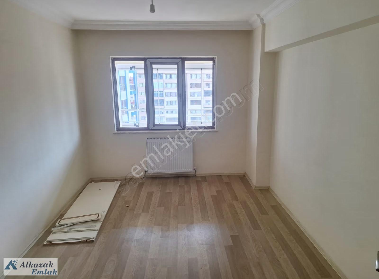 Alcı Mahallesi Bengü Sitesinde Yapılı Kiralık 3+1 Daire - Görsel 19