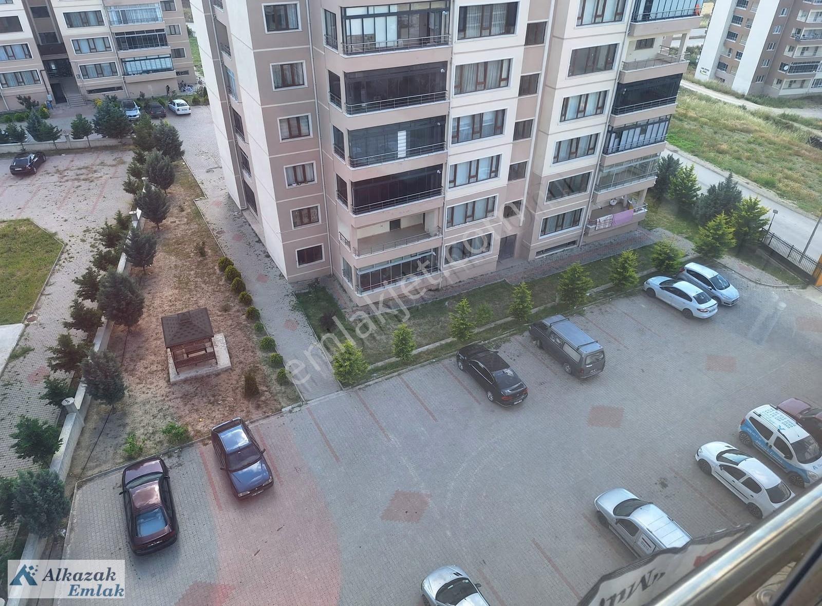 Alcı Mahallesi Bengü Sitesinde Yapılı Kiralık 3+1 Daire - Görsel 10