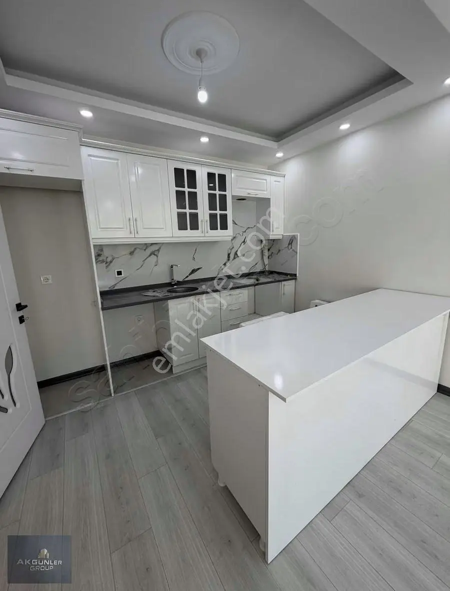 Çerkezköy İstasyon Mahallesi Kiralık 1 + 1 Sıfır Daire