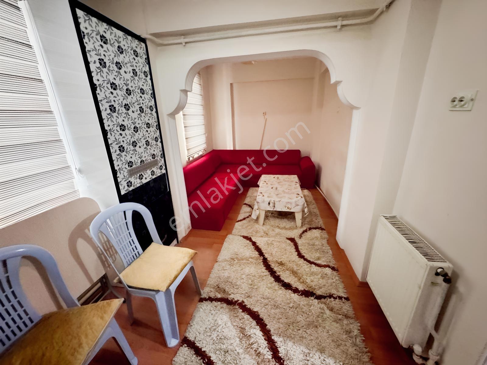 Çarşamba Pazarı - Karşıyaka Polis Merkezi Civarında 2+1 Eşyalı - Görsel 3