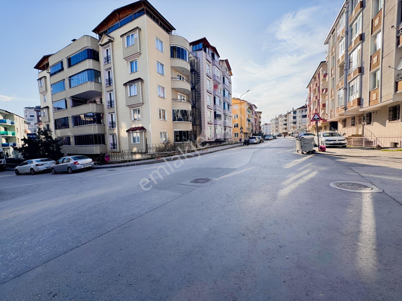 Çarşamba Pazarı - Karşıyaka Polis Merkezi Civarında 2+1 Eşyalı - Görsel 7