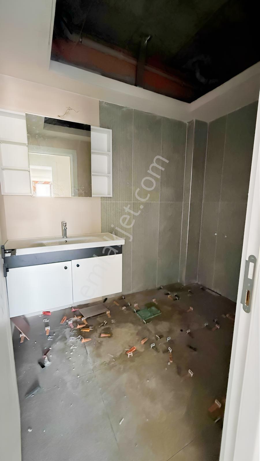 Villakent Girişinde Havuzlu Lüks Satılık Büyük 1+1 Daire - Görsel 9