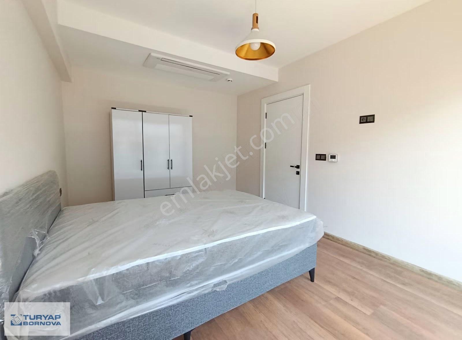 Bornova Latif Aydemir Business'da Sıfır Eşyalı 1+1 Kiralık Daire - Görsel 31